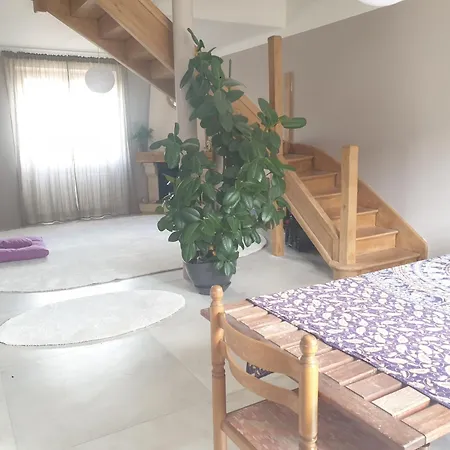 Suite Zen Avec Coin Salon Et Vue Sur Jardin *
