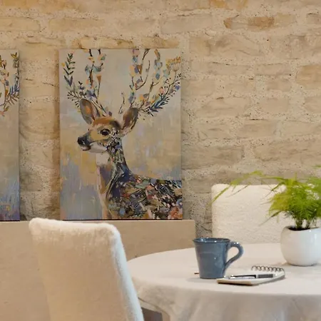 Grand Zen Avec Vue Sur Jardin Et Parking Prive Homestay szállás *